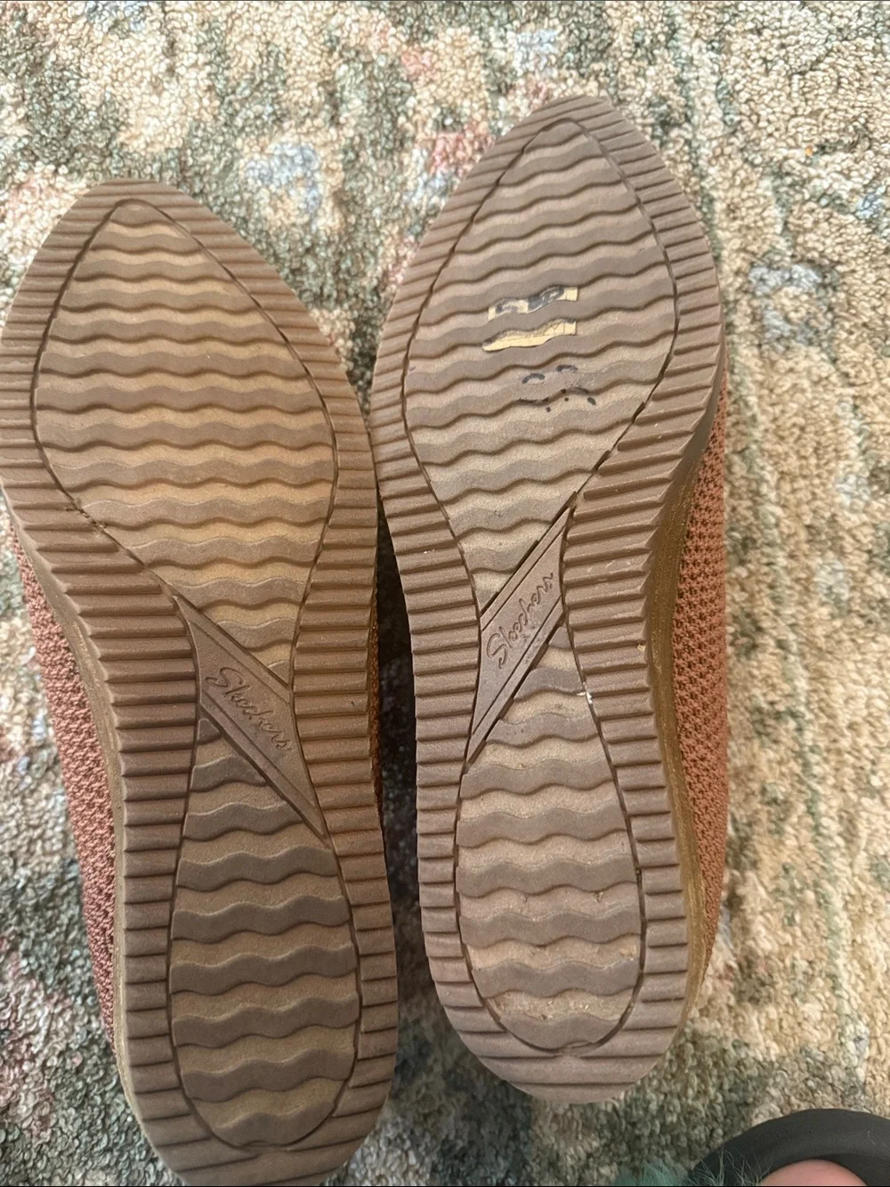 Skechers Women's Cleo sawdust  Knit Slip-On Flats with Memory Foam size 8.5